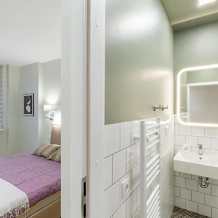 Art & Comfort アパートホテル