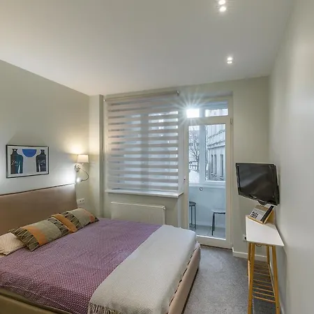 Art & Comfort アパートホテル 3*