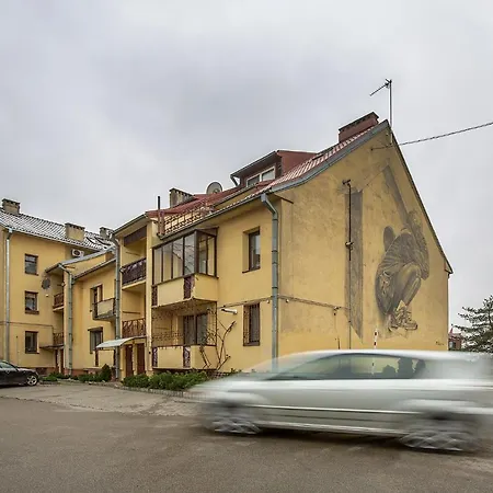 Art & Comfort アパートホテル 3*